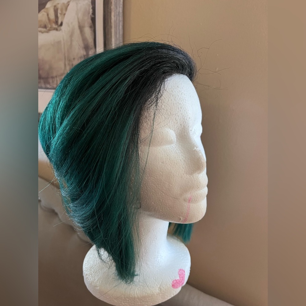Deep Turquoise Ombre Long Bob Wig